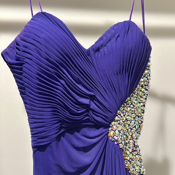 La Femme Rhinestone Strapless Prom Dress - Picture 4 of 9